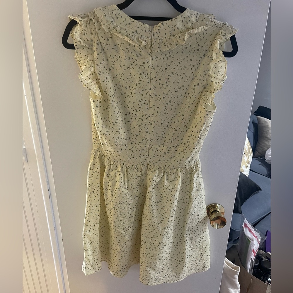 Dress - Picture 2 of 4